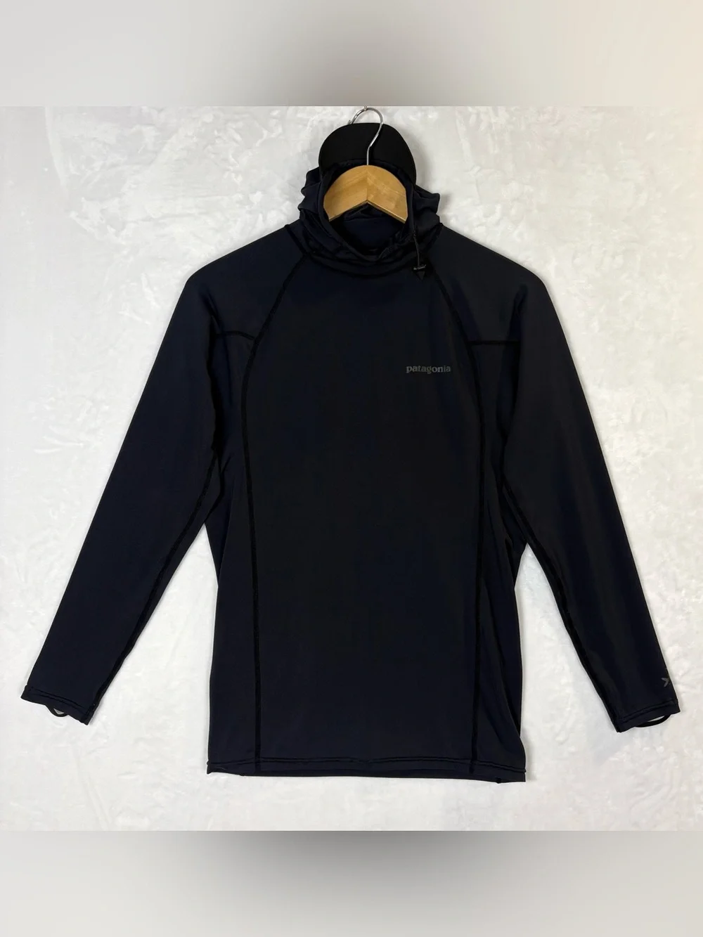 Patagonia R0 Hoody Mens Medium Black UPF 50 Sun Shirt Surf Fish Technical 81650